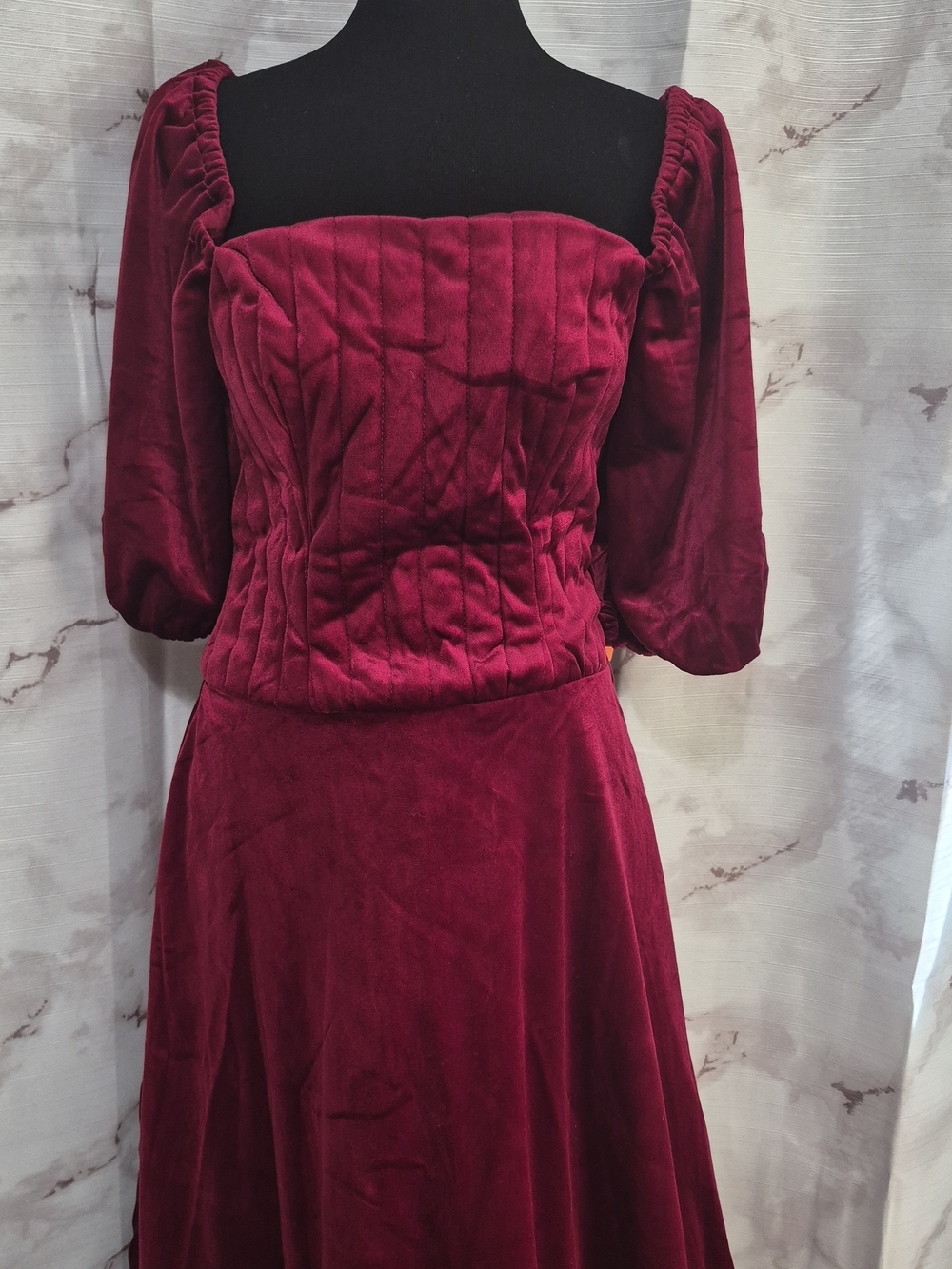 Velvet Square-Neck Midi Dress in Burgundy
